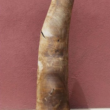 Curved Oak Vessel-190/06